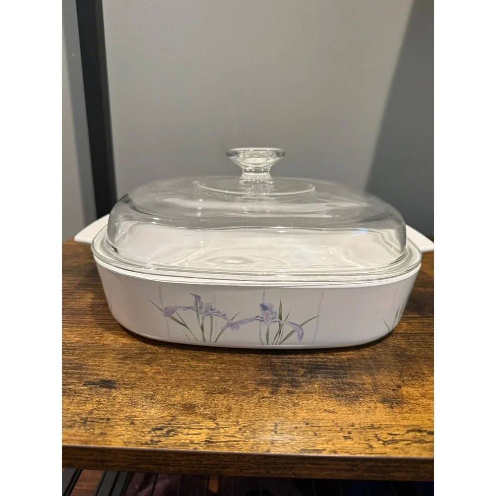 Corning Ware Iris Casserole Dish with Pyrex Glass Lid White Floral 10in Vintage